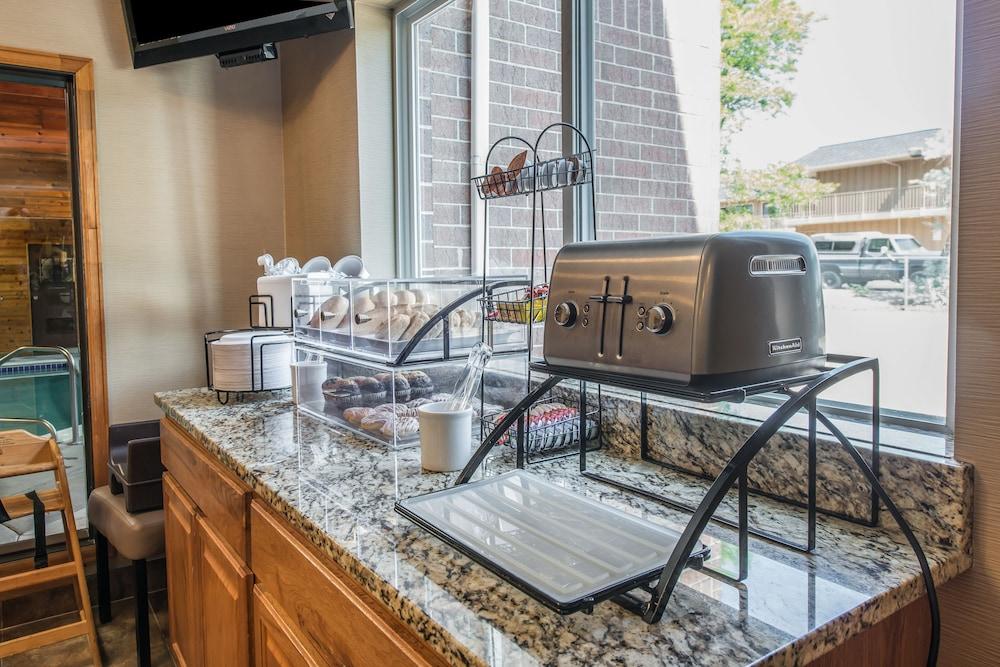 Comfort Inn Denver West Arvada Station Уийт Ридж Екстериор снимка