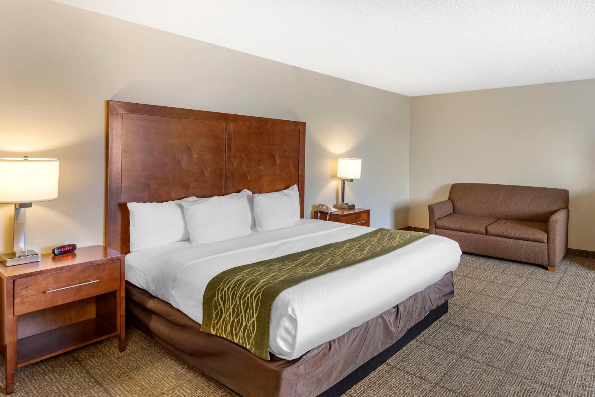 Comfort Inn Denver West Arvada Station Уийт Ридж Екстериор снимка