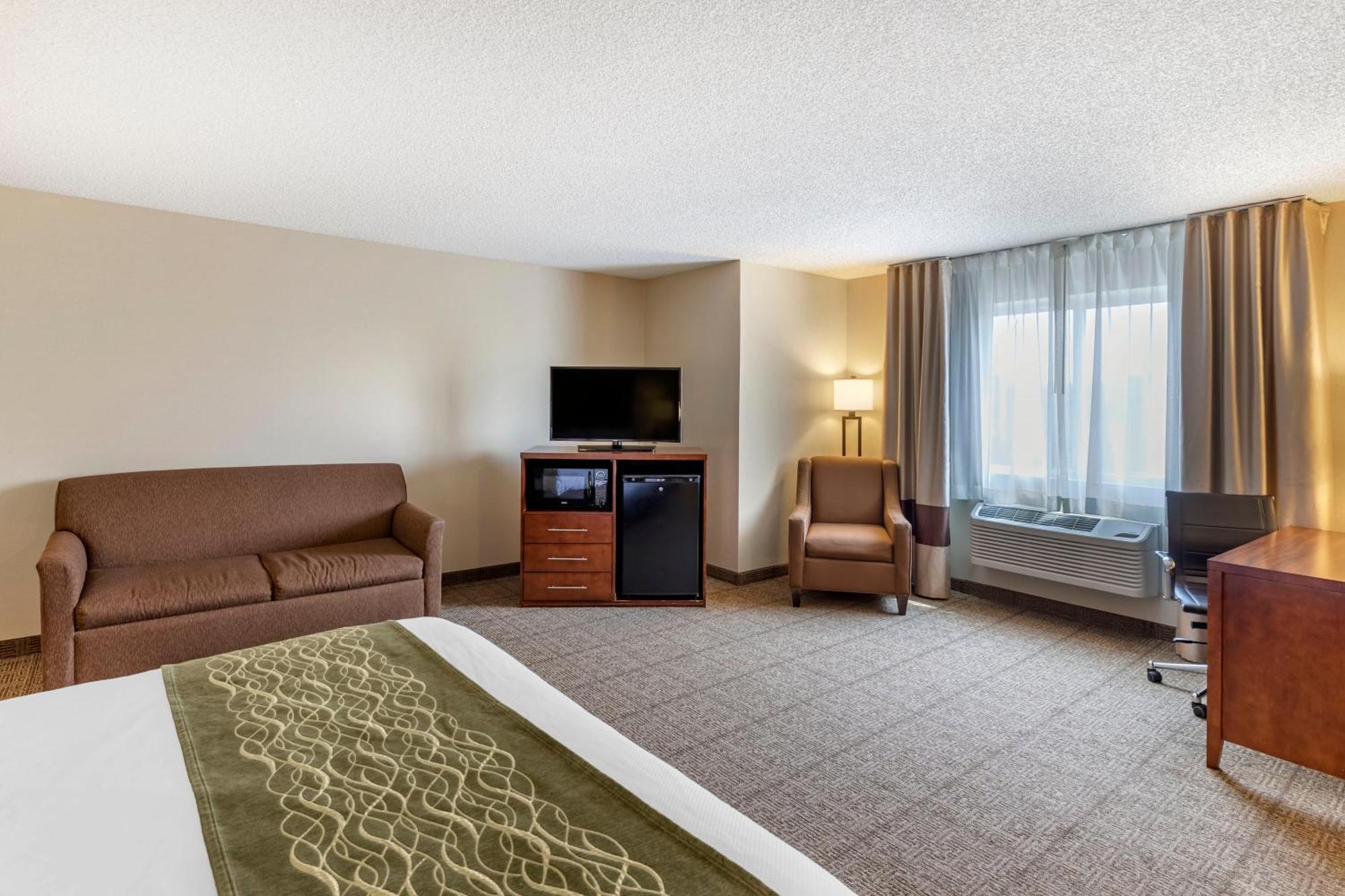 Comfort Inn Denver West Arvada Station Уийт Ридж Екстериор снимка