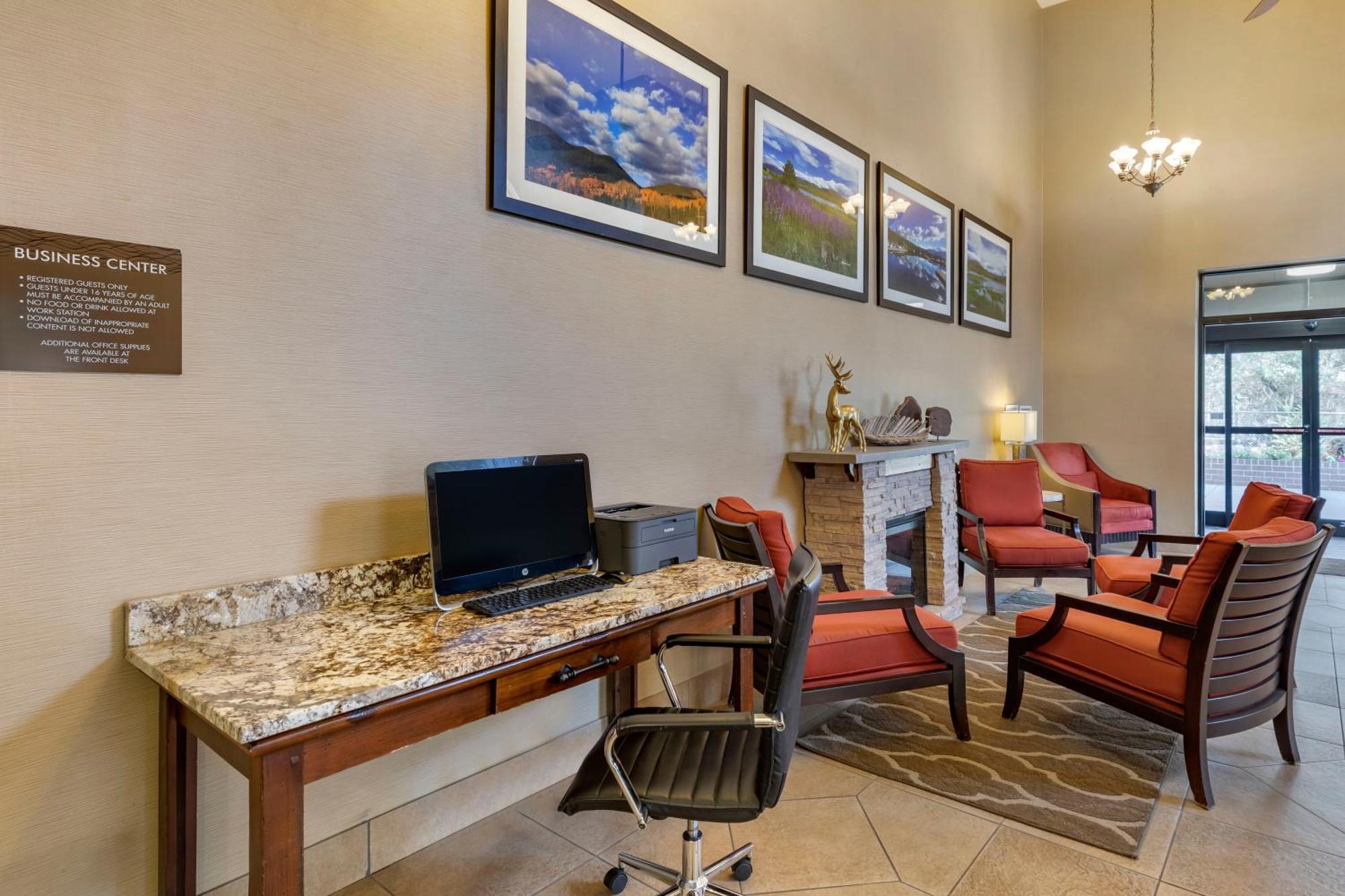 Comfort Inn Denver West Arvada Station Уийт Ридж Екстериор снимка