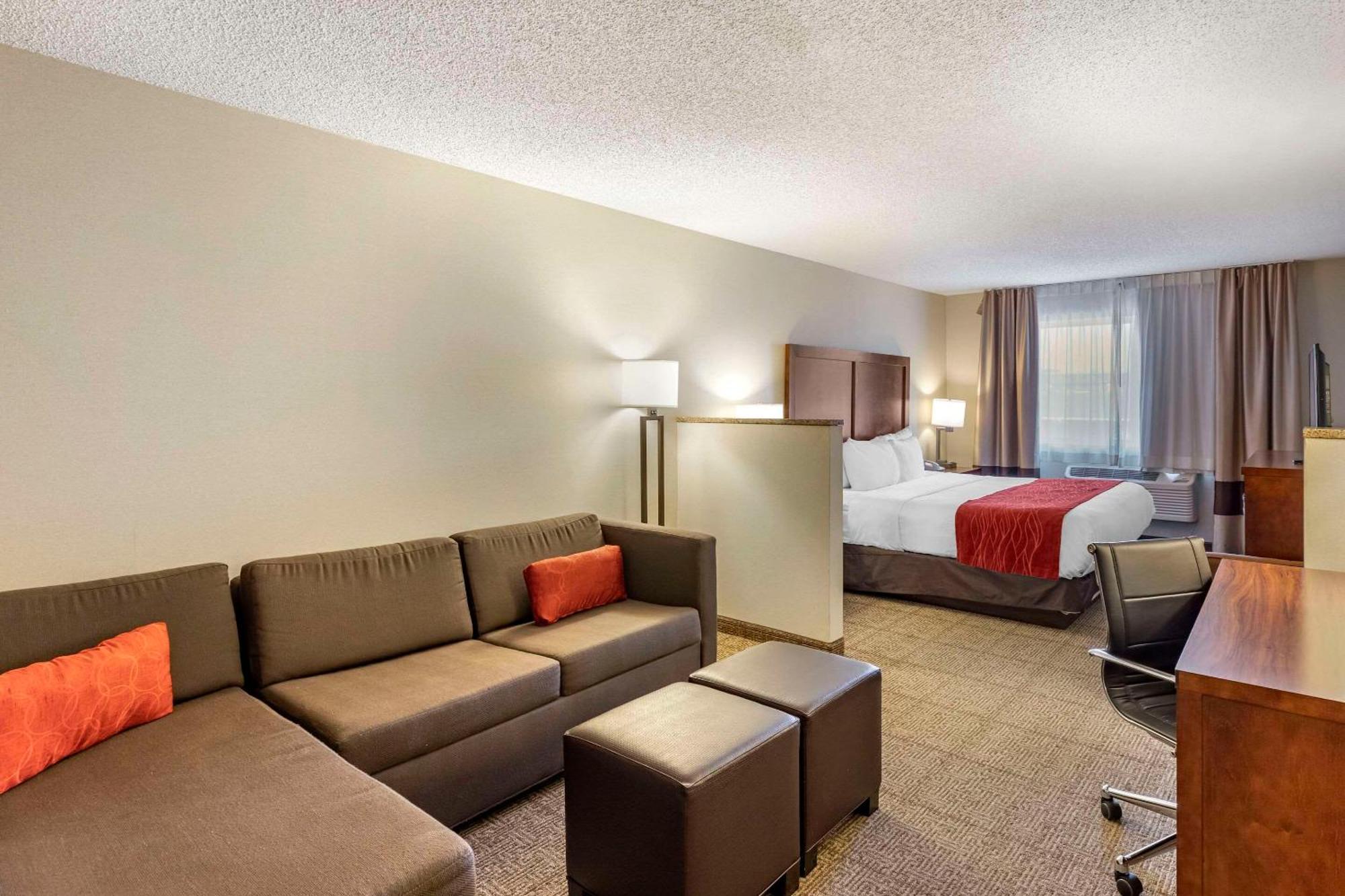 Comfort Inn Denver West Arvada Station Уийт Ридж Екстериор снимка