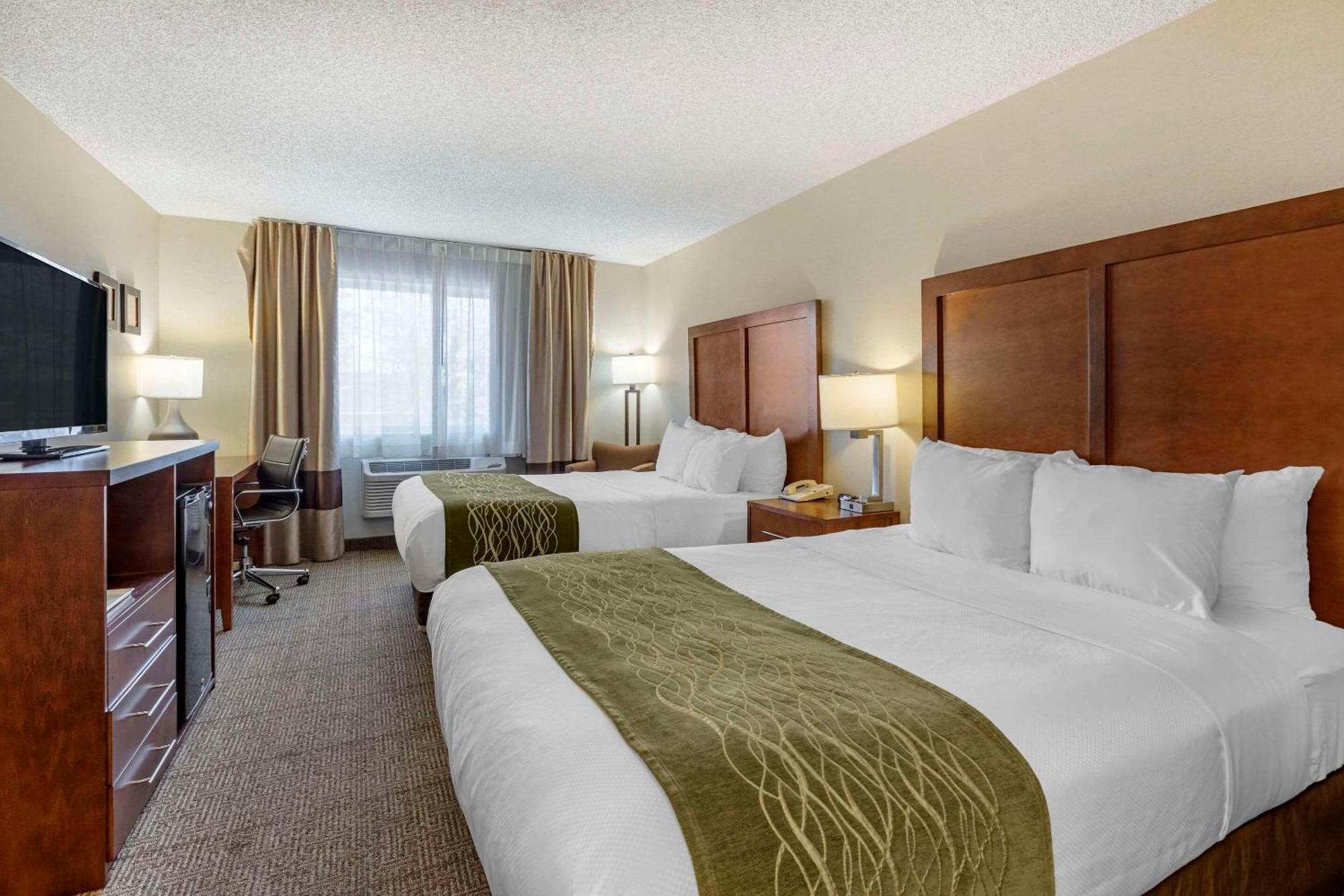 Comfort Inn Denver West Arvada Station Уийт Ридж Екстериор снимка