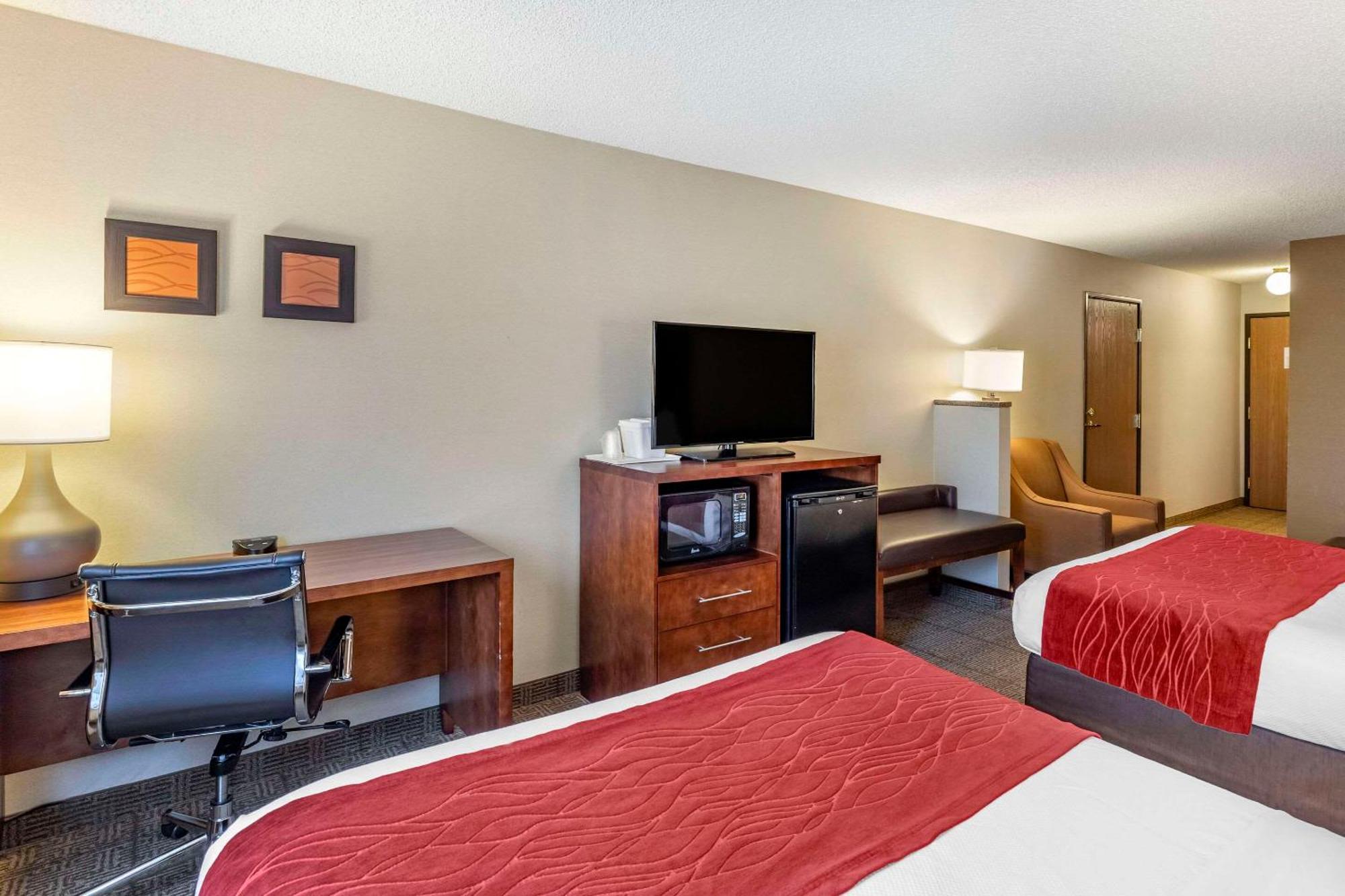 Comfort Inn Denver West Arvada Station Уийт Ридж Екстериор снимка