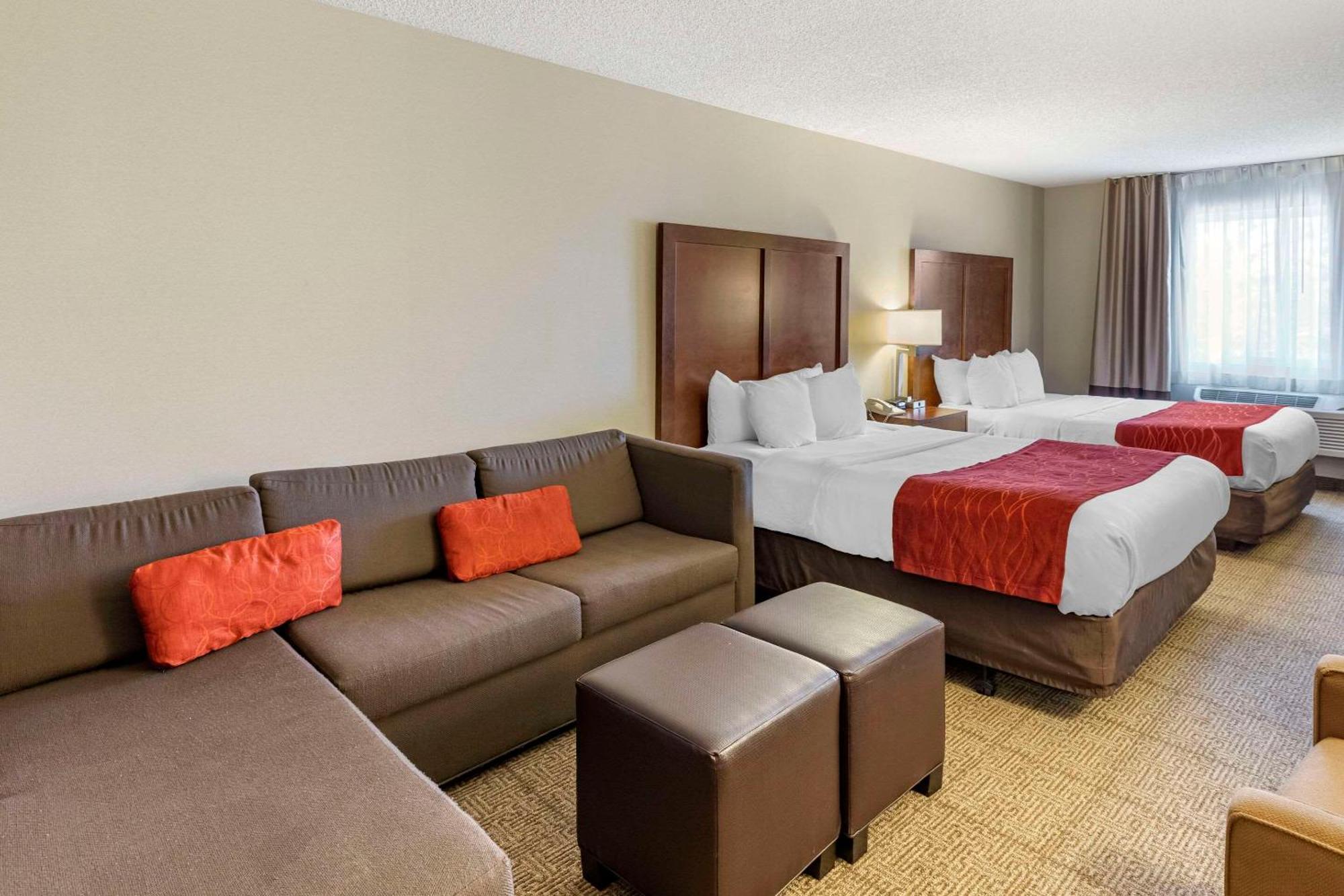 Comfort Inn Denver West Arvada Station Уийт Ридж Екстериор снимка