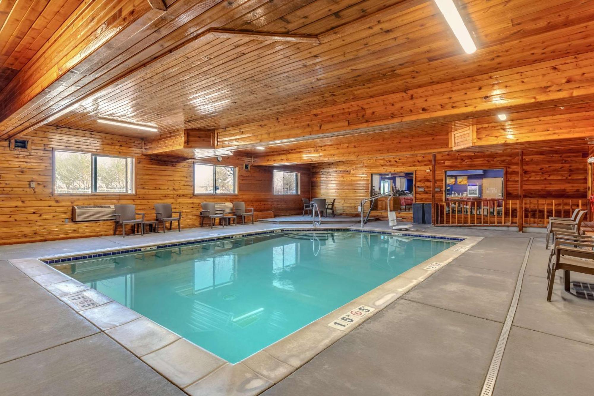 Comfort Inn Denver West Arvada Station Уийт Ридж Екстериор снимка