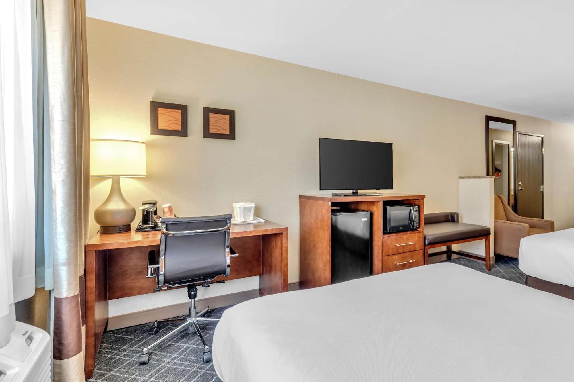 Comfort Inn Denver West Arvada Station Уийт Ридж Екстериор снимка