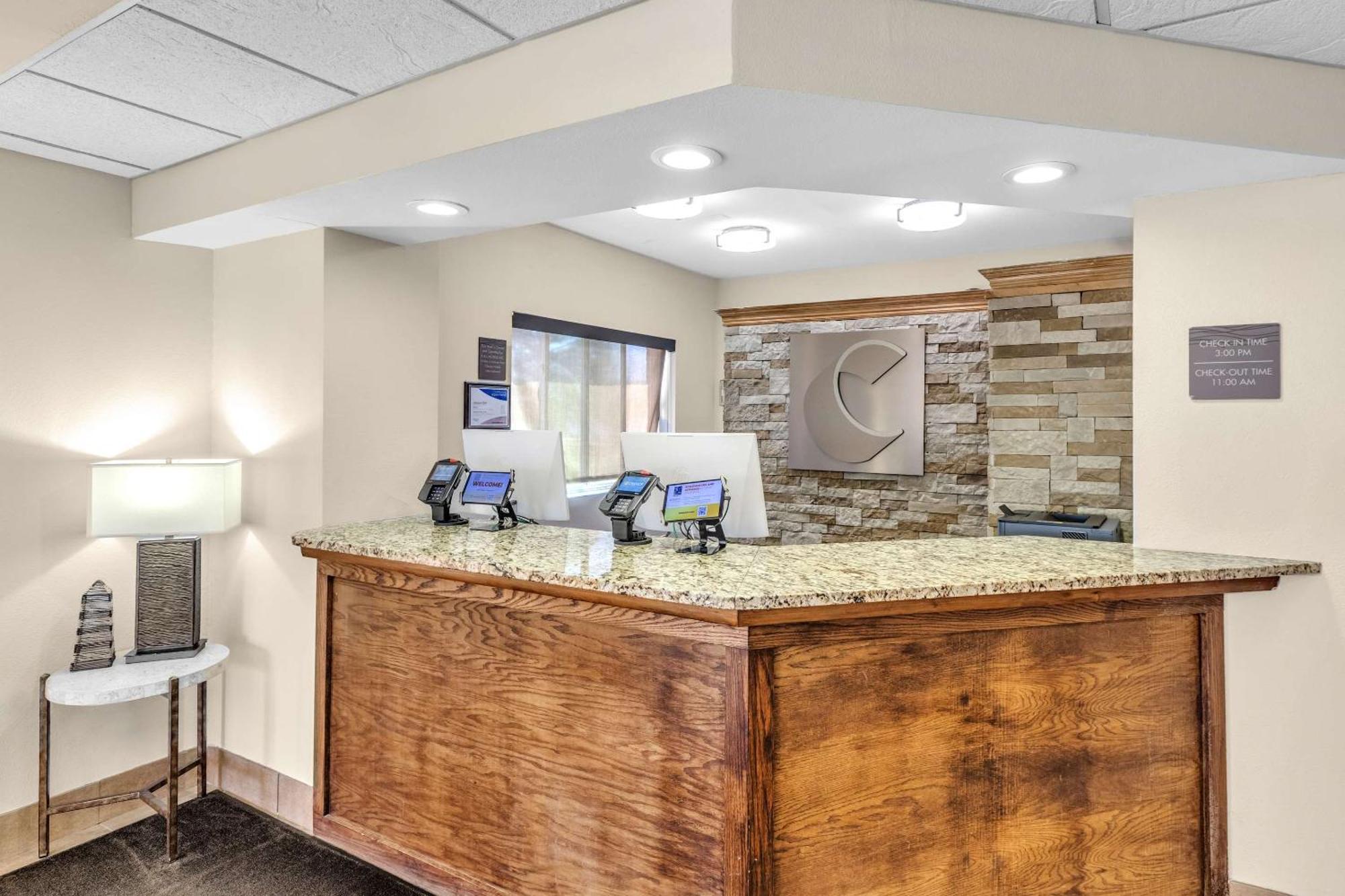 Comfort Inn Denver West Arvada Station Уийт Ридж Екстериор снимка
