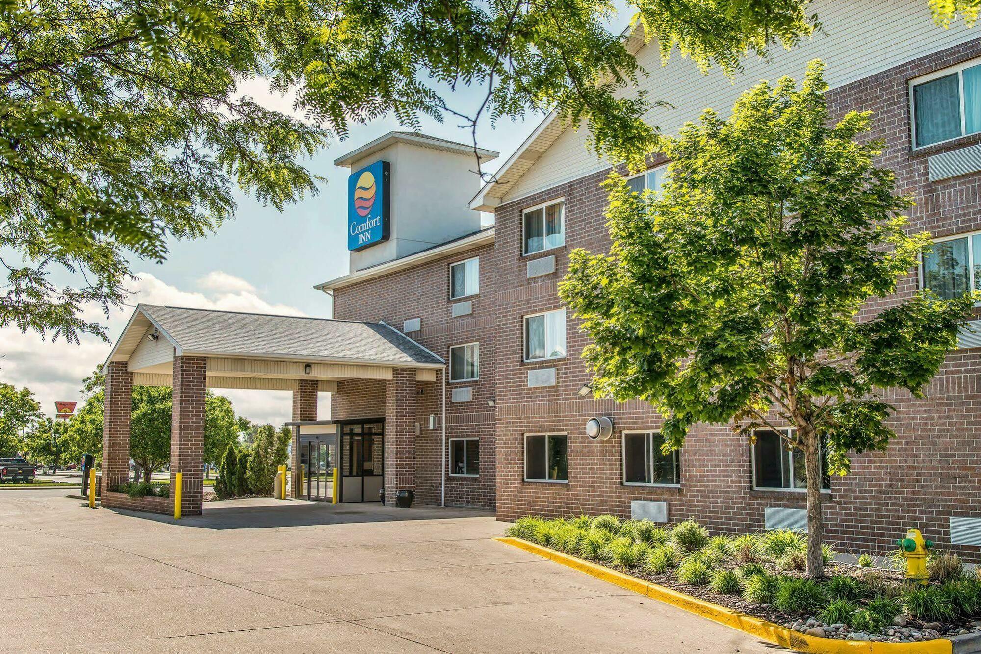 Comfort Inn Denver West Arvada Station Уийт Ридж Екстериор снимка